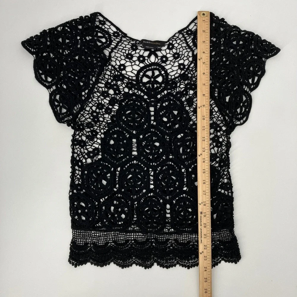 Black Crochet Lace Top Short Sleeve Floral S/M Festival Sheer Scalloped Beachy - Picture 4 of 7